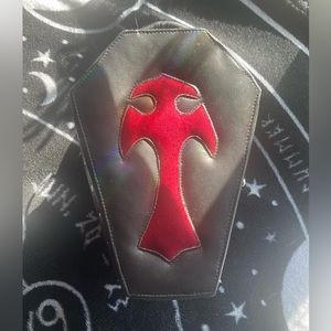 💀SOLD💀90s goth faux leather velvet red cross coffin purse